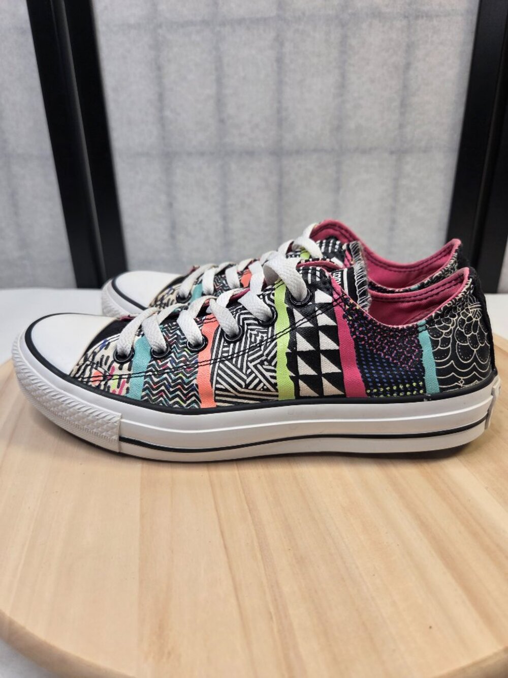 Converse Chuck Taylor All Star Hyperculture B&W Sneakers Women US 8 - Picture 6 of 12